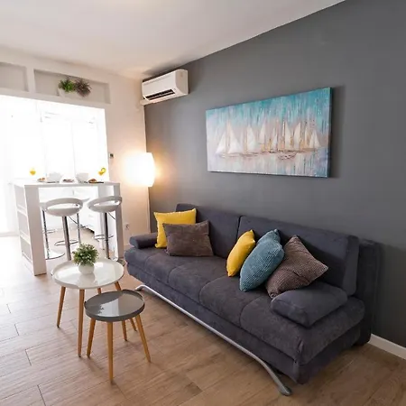 Ina - Modern And Cosy