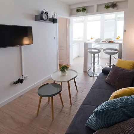 Ina - Modern And Cosy Apartment